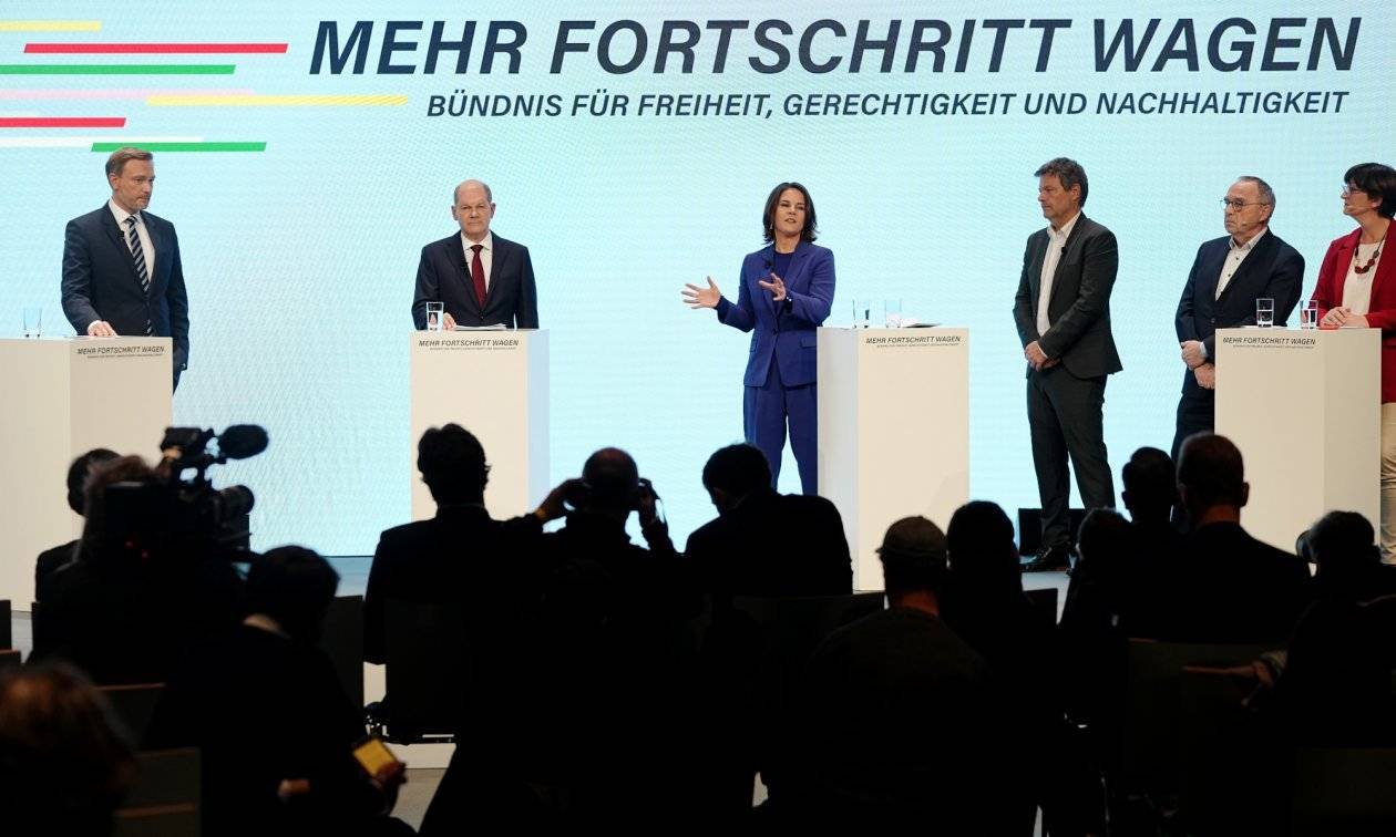 Новата управляваща коалиция в Германия